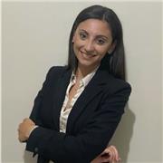 Insegnante Laureata in Economia Aziendale e Direzione Aziendale